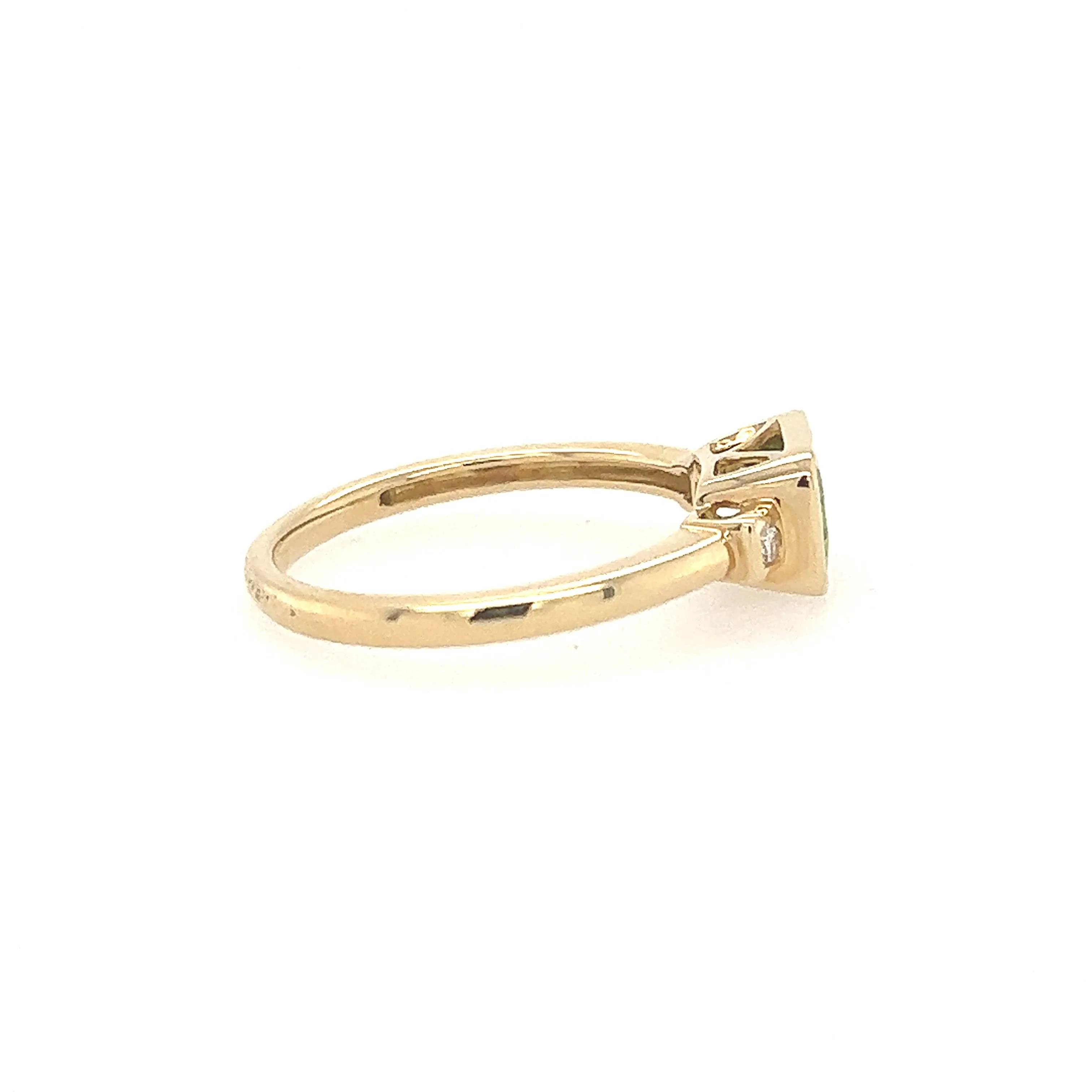 14K Yellow Gold Diamond And Peridot Minimal Ring