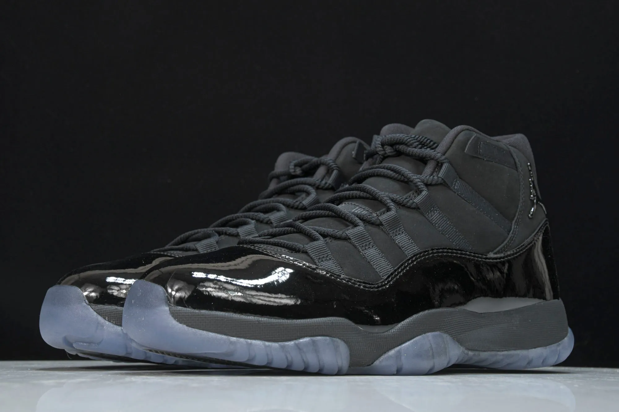 AJ11 Retro 'Cap and Gown'