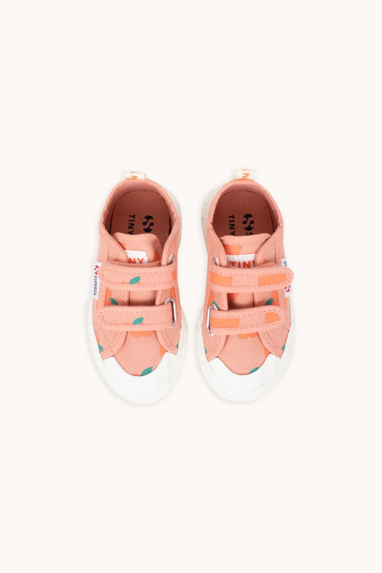 APPLES SNEAKERS