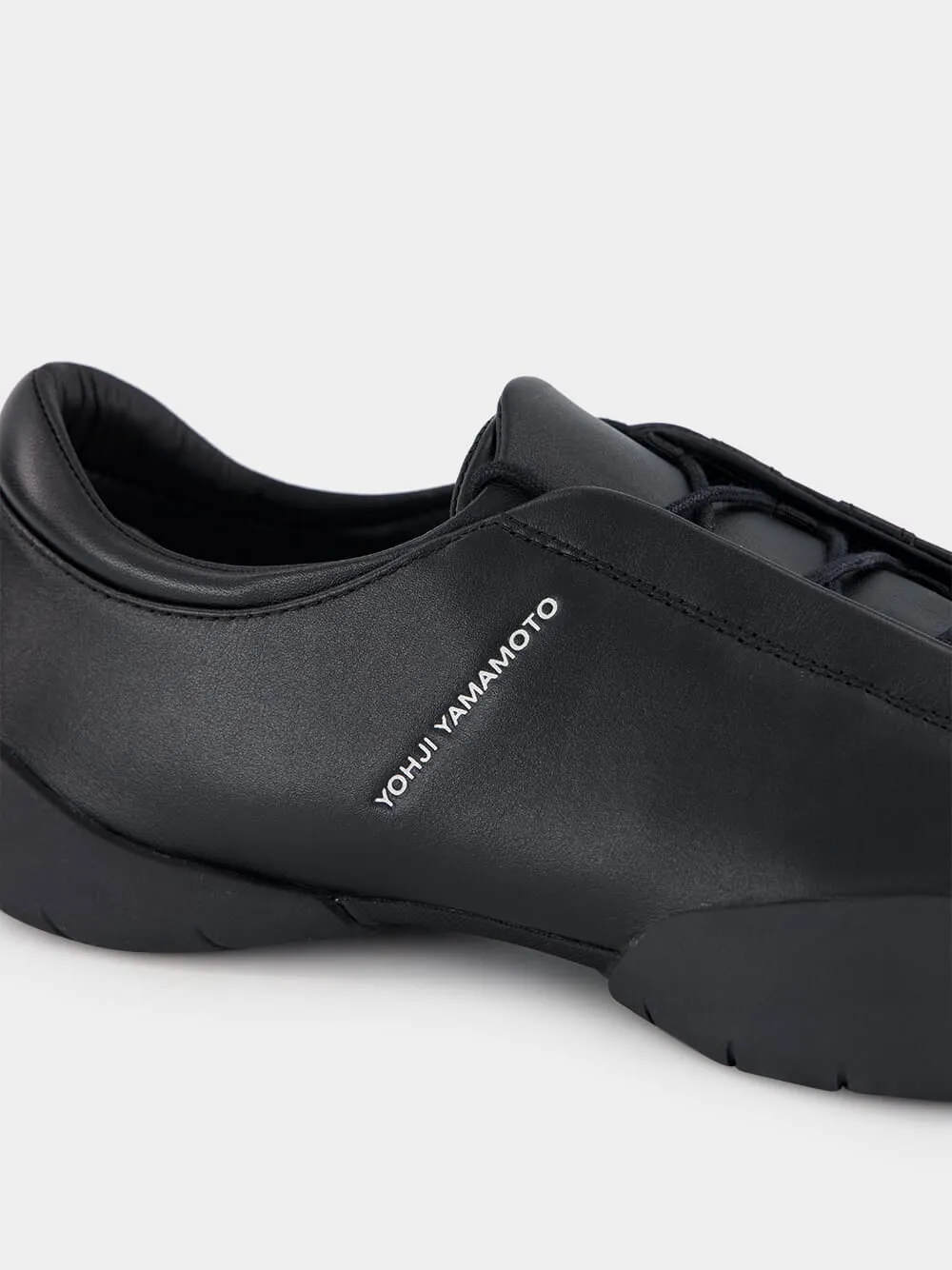 Black Low-Top Regu Sneakers