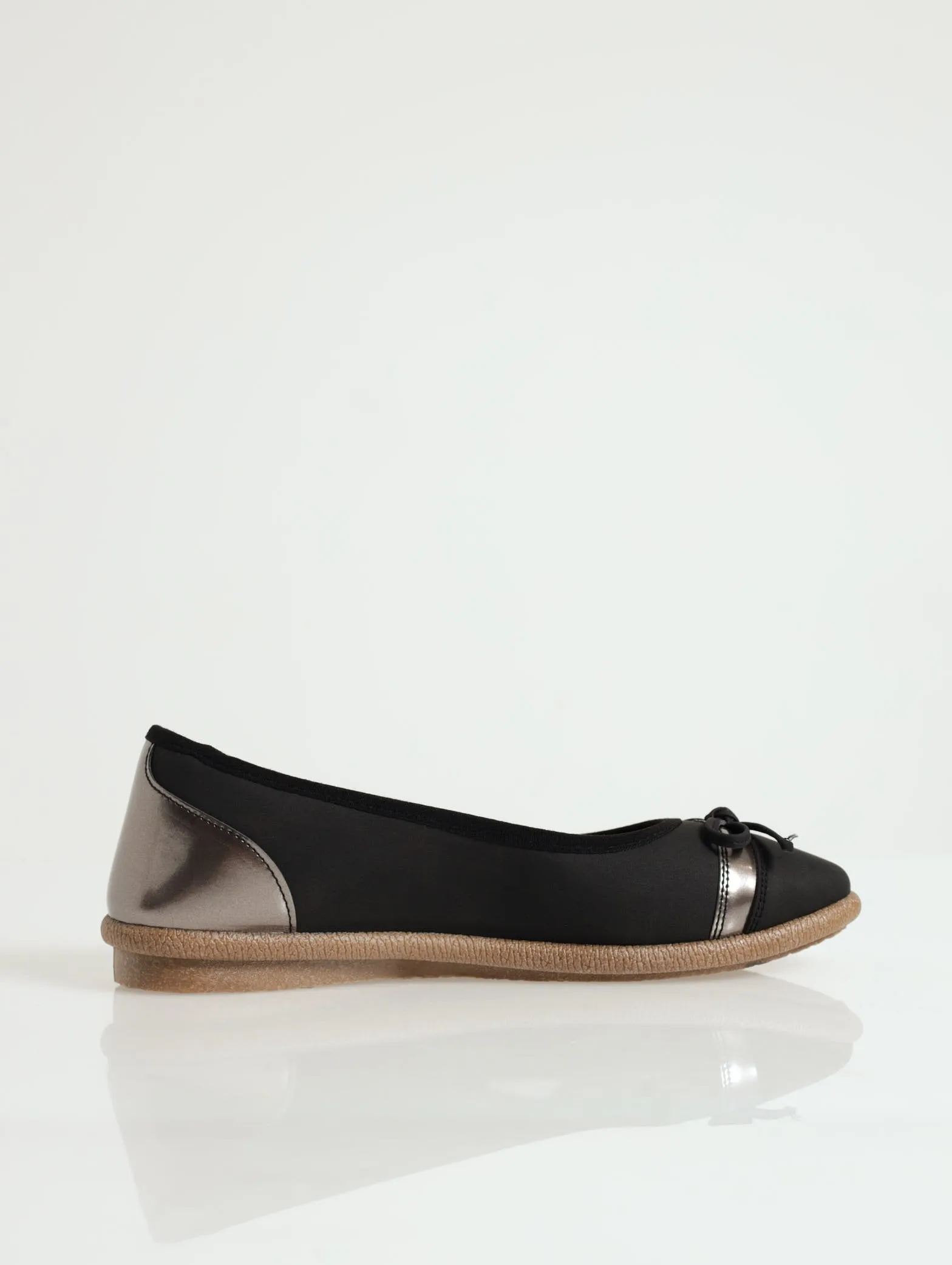 Bow Detail Comfort Pump - Black