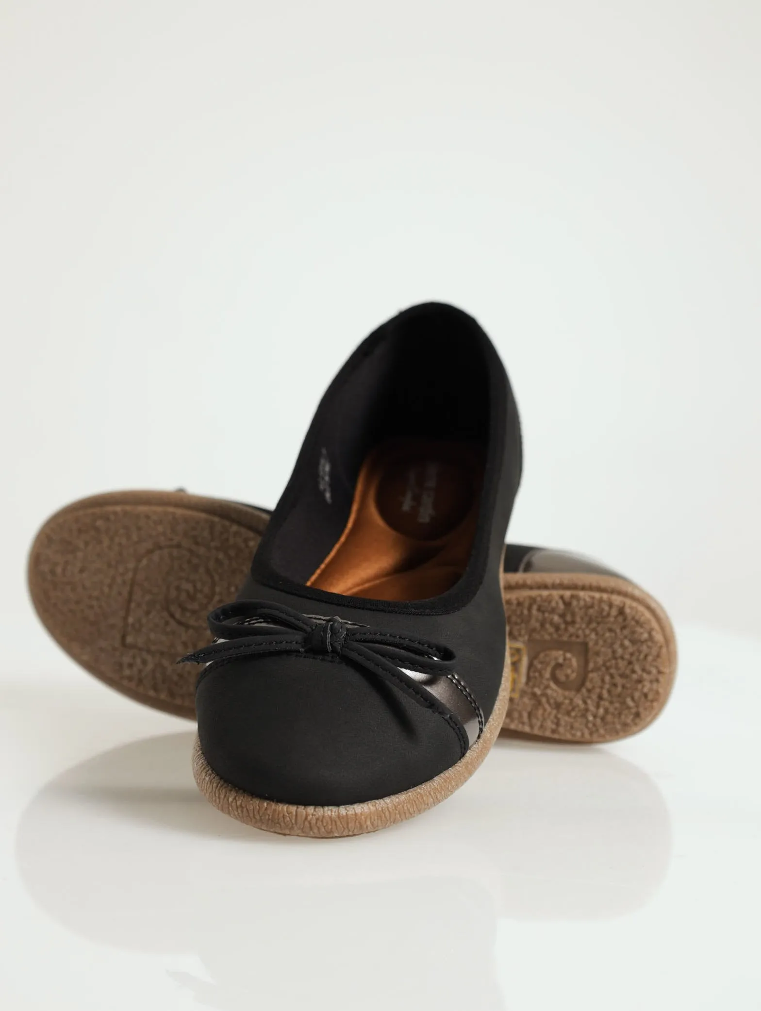 Bow Detail Comfort Pump - Black