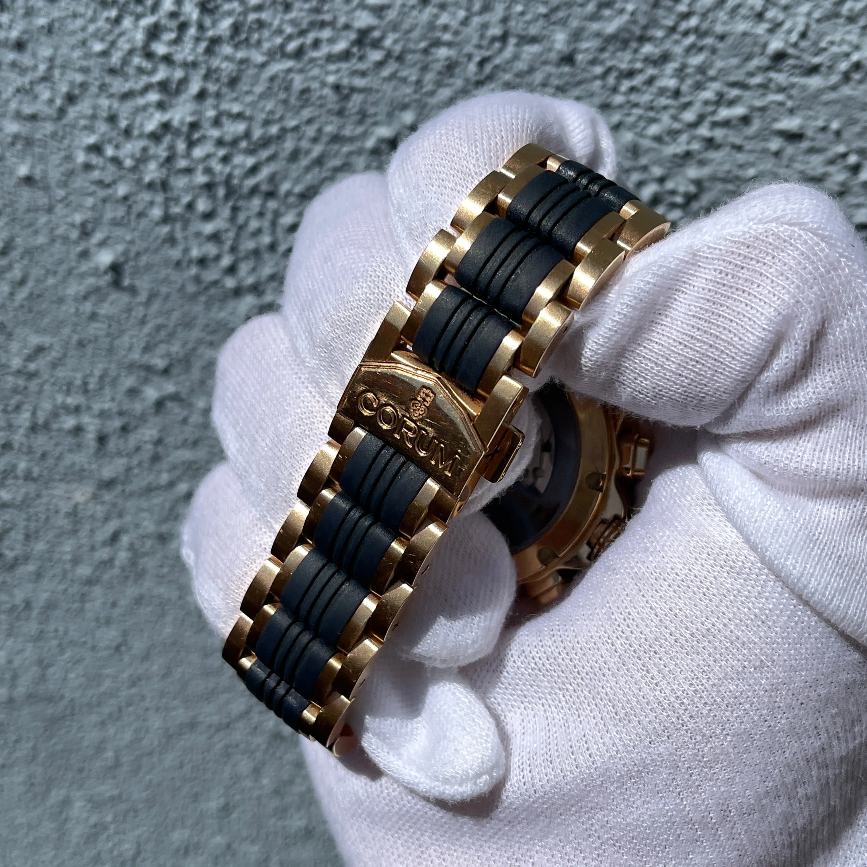 Corum Admiral's Cup Chronograph 44mm 18K Rose Gold Rubber Bracelet Blue Dial 985.673.55