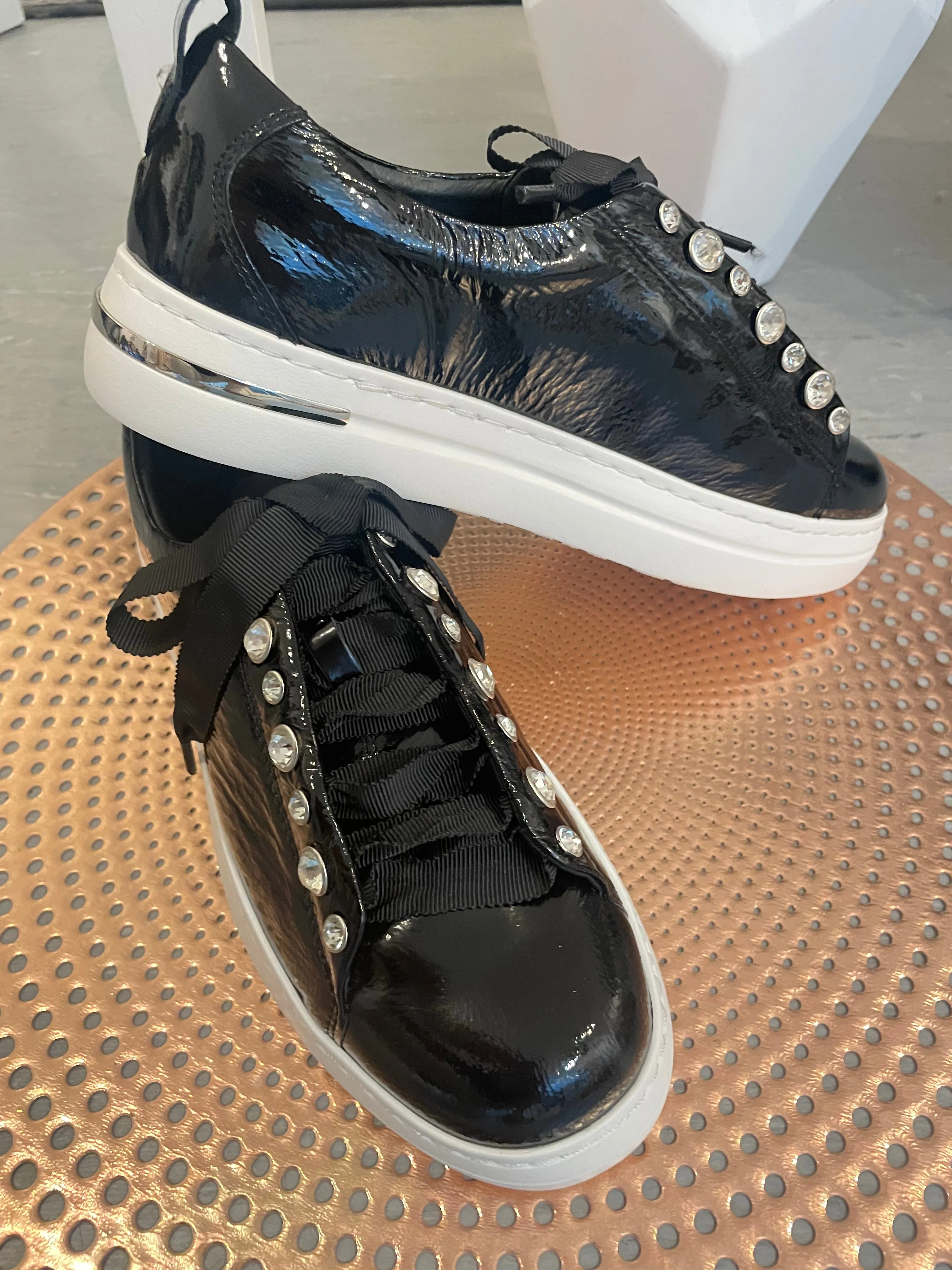 Django & Juliette - WILKES Black Patent Leather