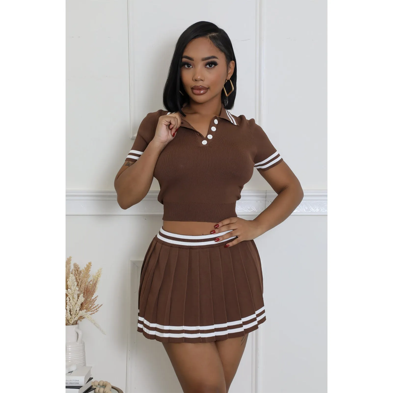 Elegant Contrast Trim Polo Shirt and Pleated Skirt Two-Piece Set