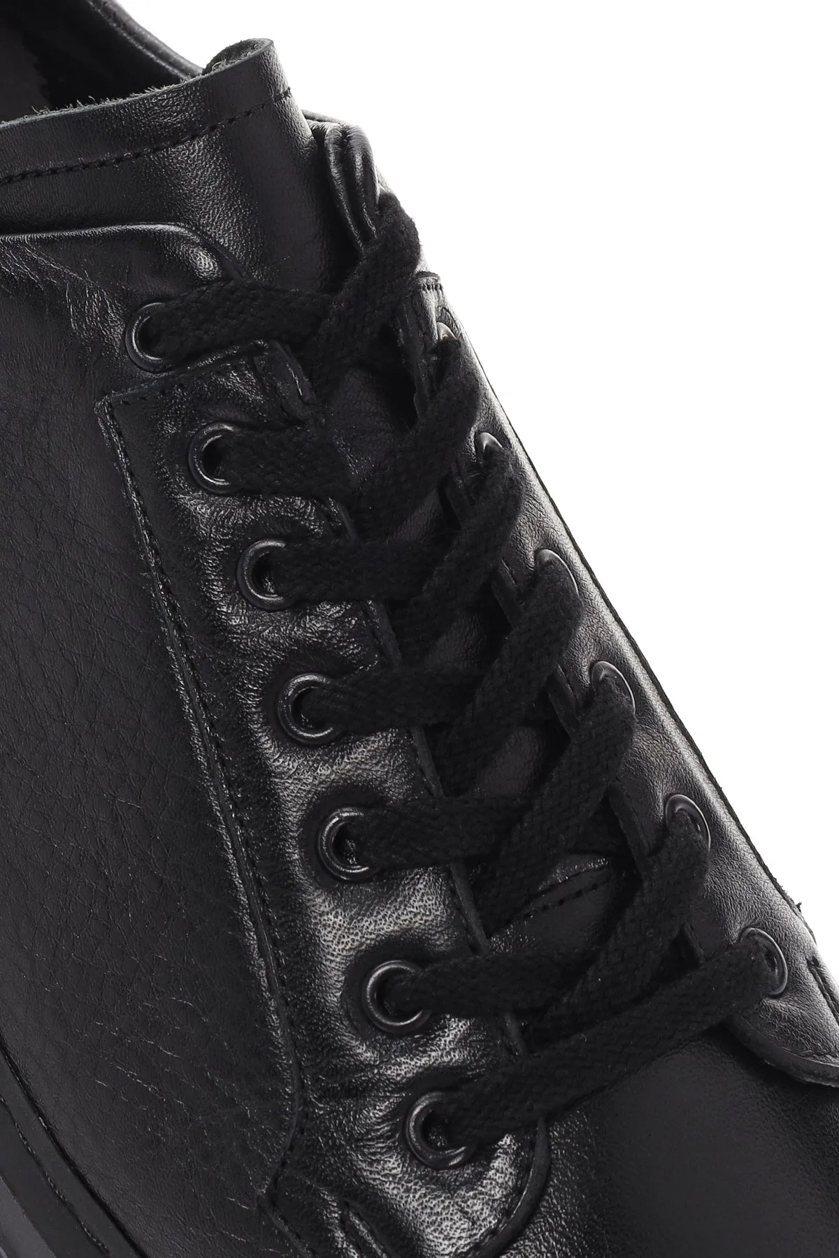 Erkek Siyah Bağcıklı Deri Sneaker