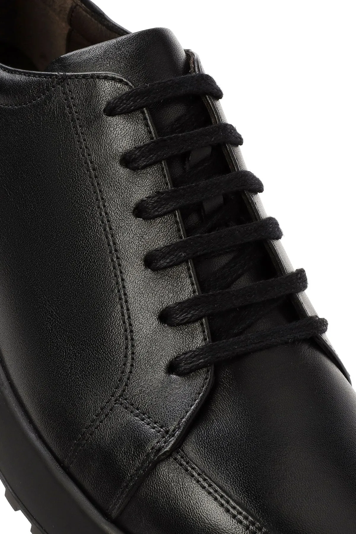 Erkek Siyah bağcıklı Deri Sneaker