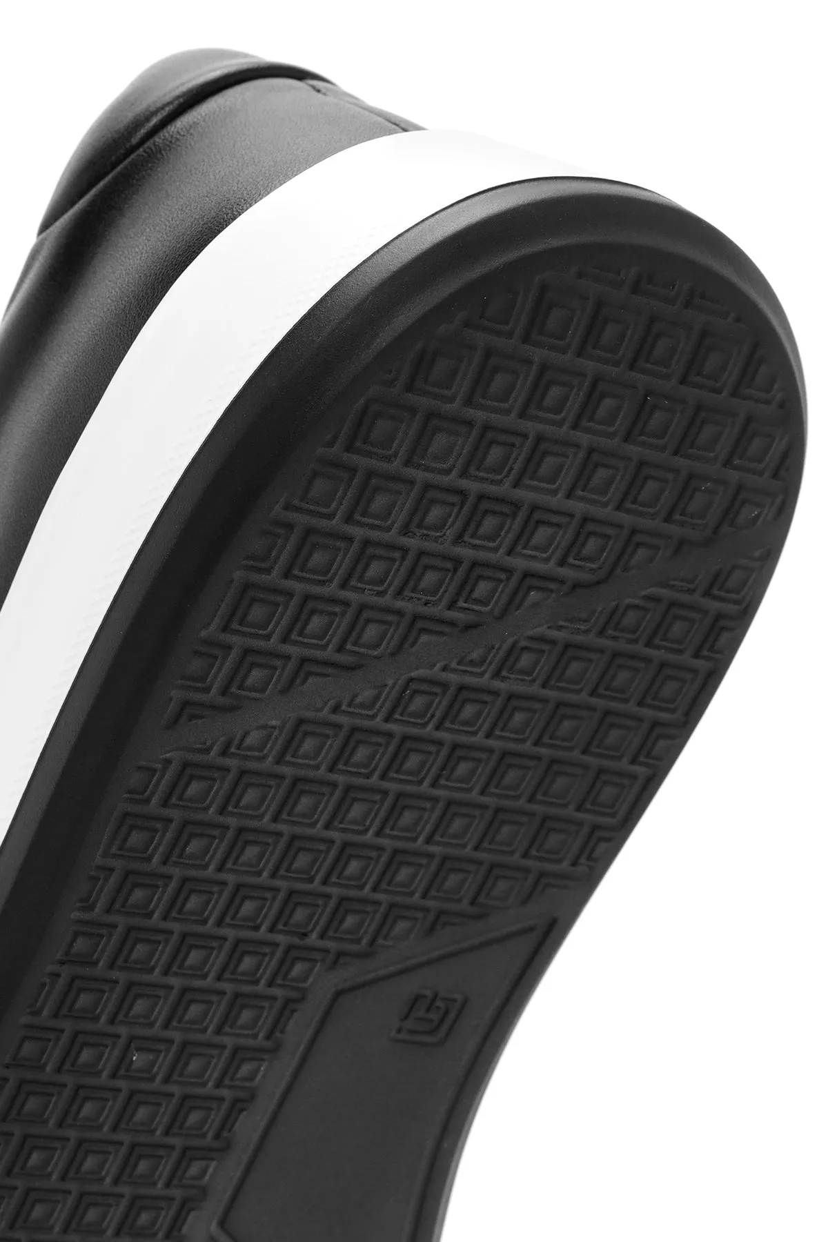 Erkek Siyah Bağcıklı Deri Sneaker
