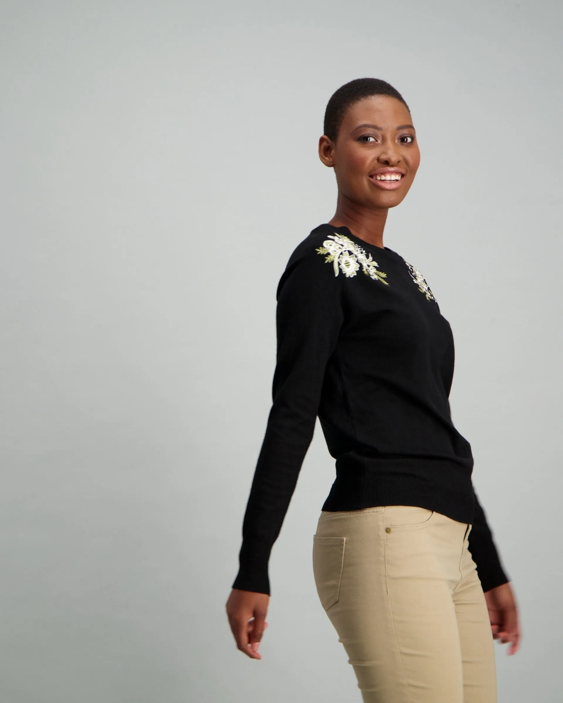 Ladies Embellished Pullover - Black