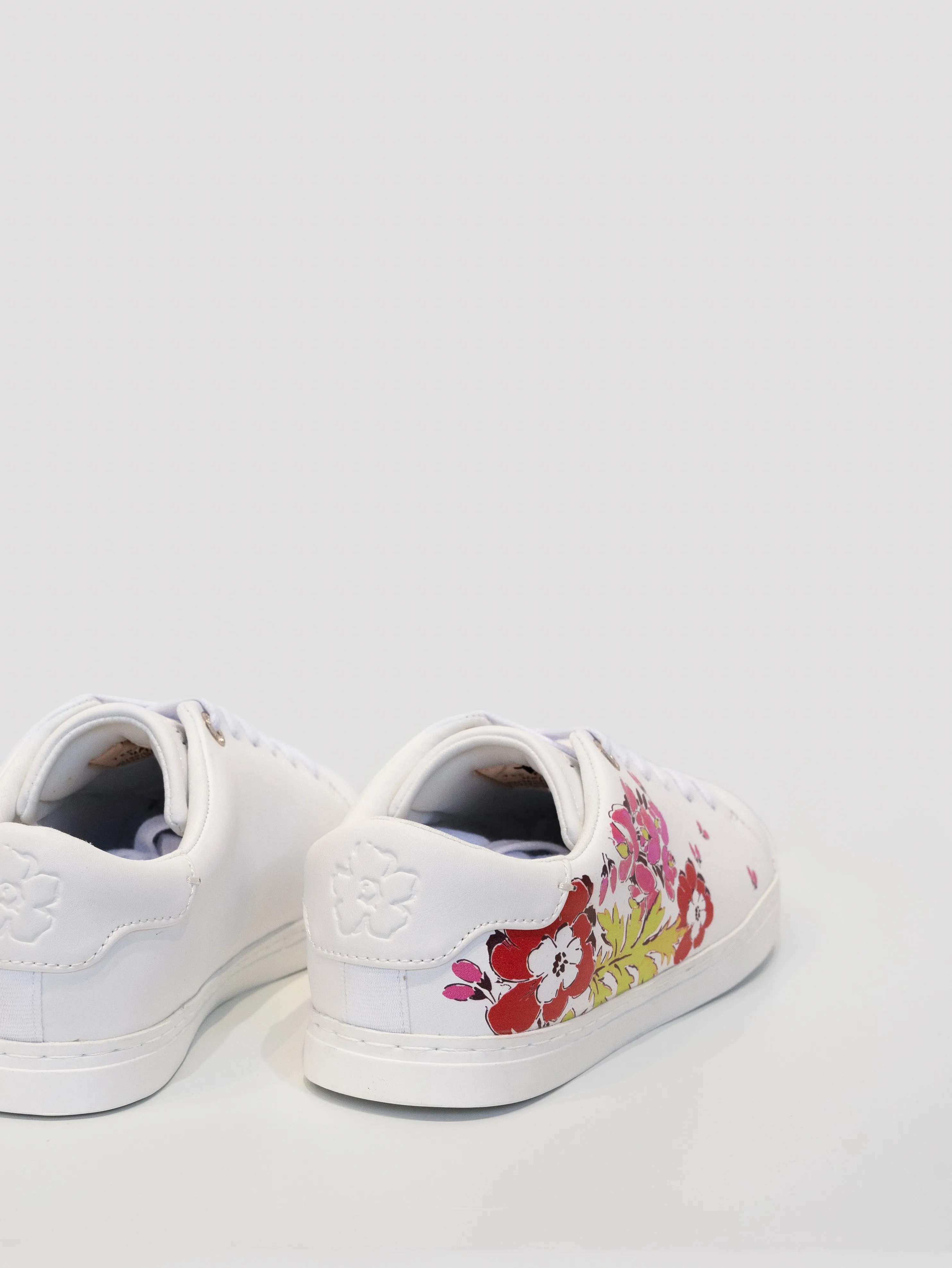 Maylar Sneakers in White