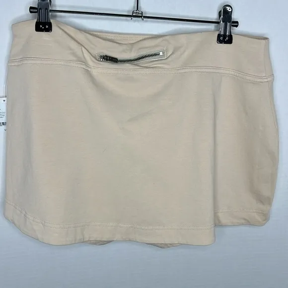 NWT Free People FP Movement Hot Shot Mini Skort Cappuccino