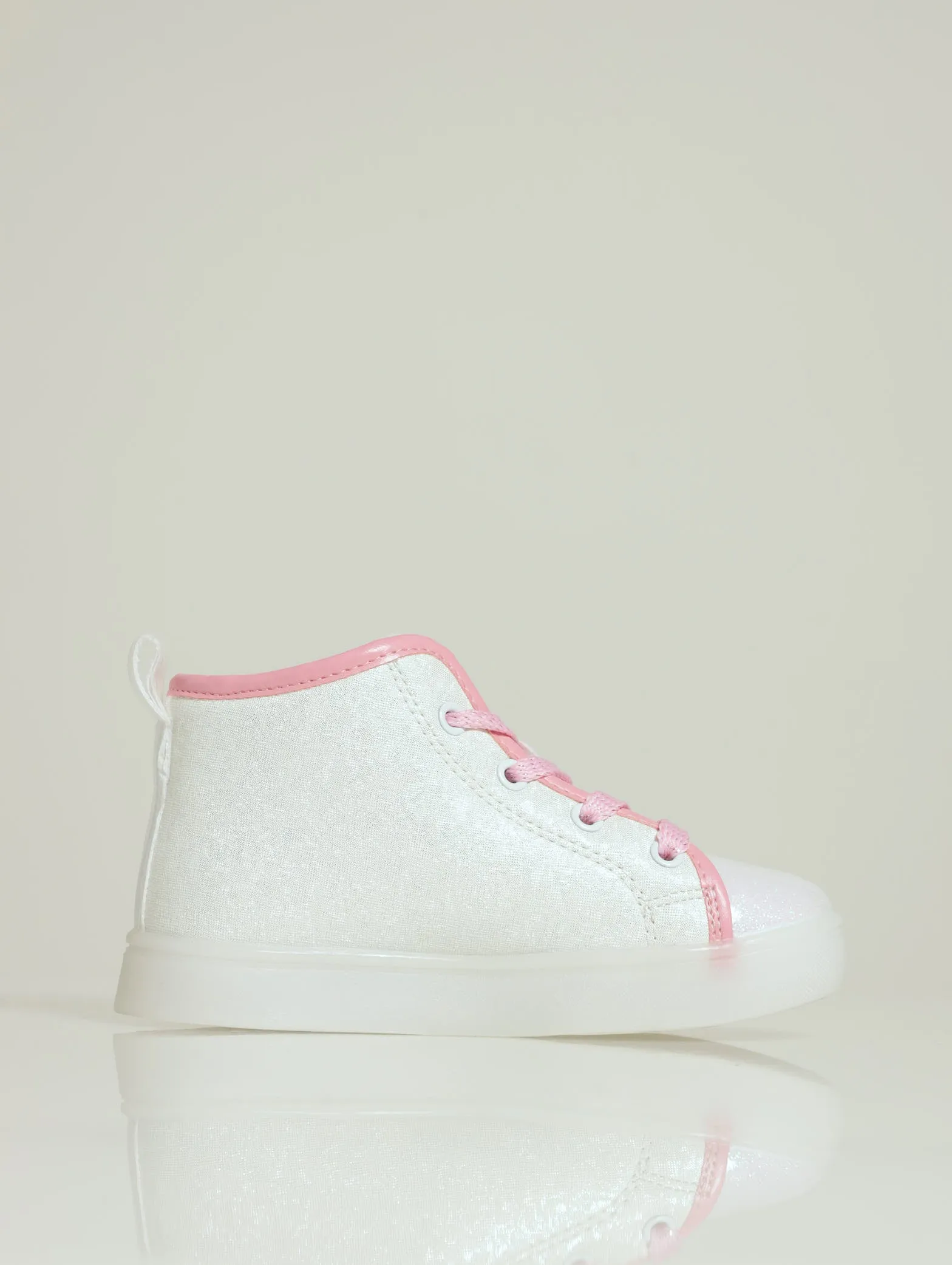 Pre-Girls Star Light Up Hi-Top Sneaker - White