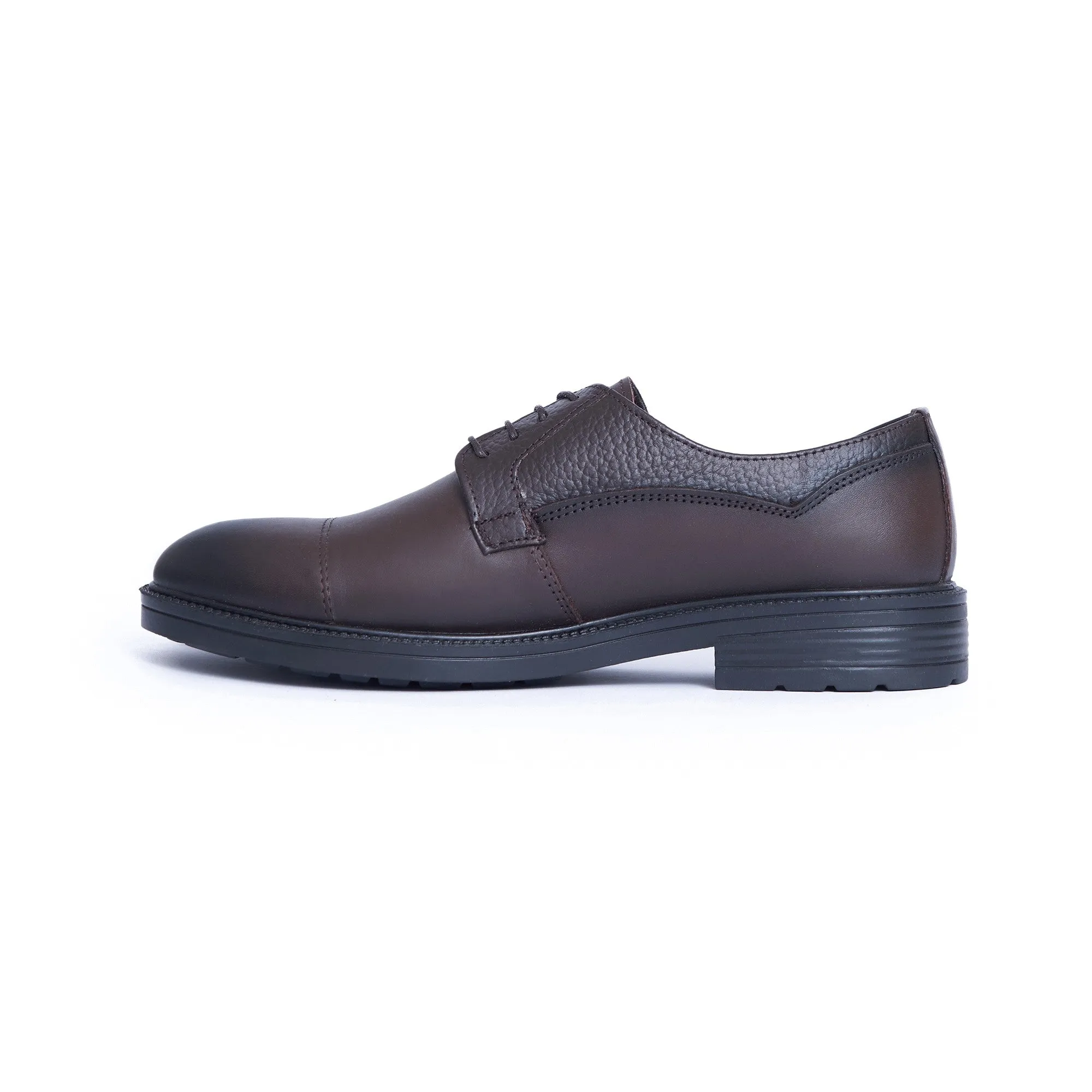 "Men's Oxford Shoes - Brown Color"