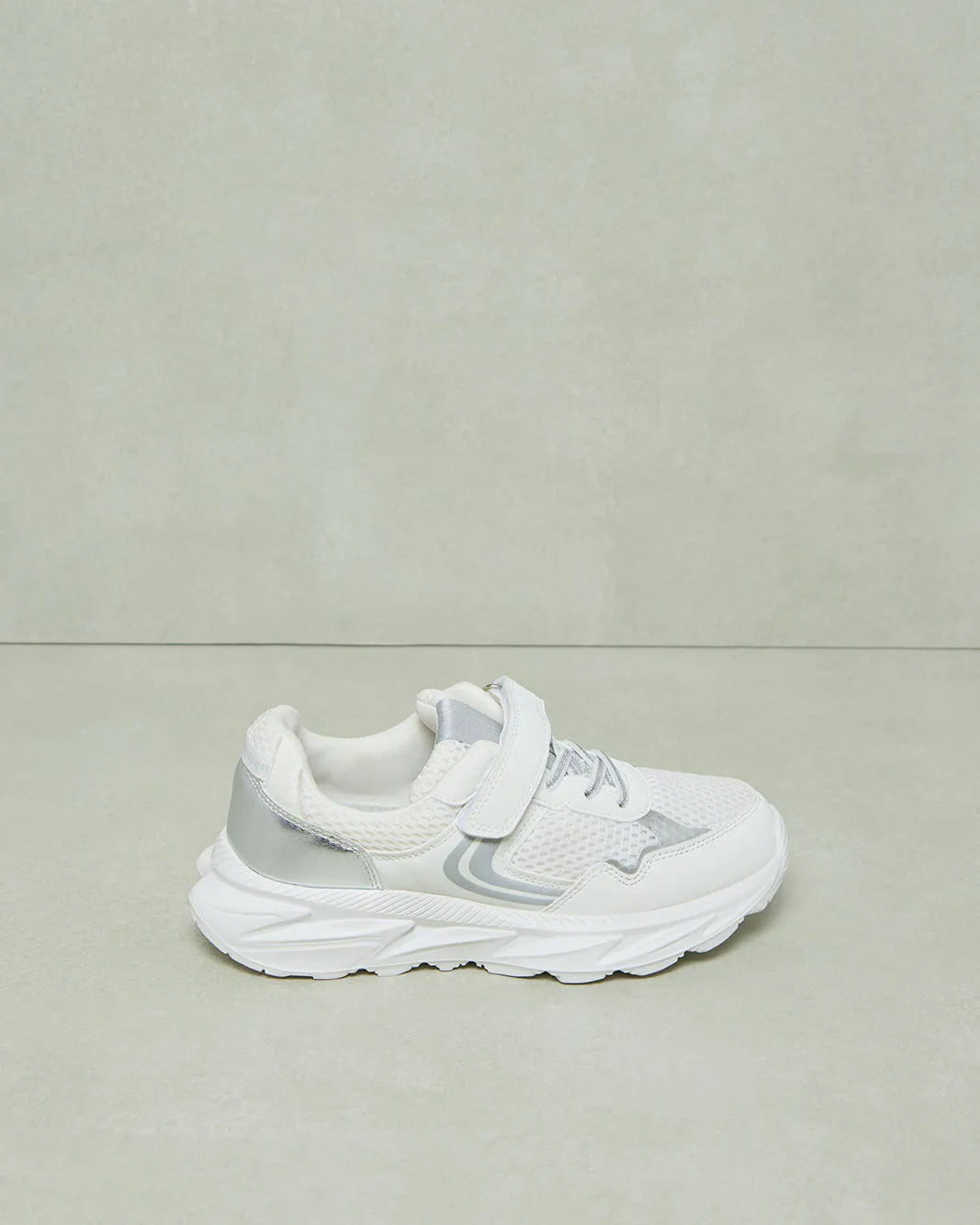 Senior Girls White Material Block Trainer