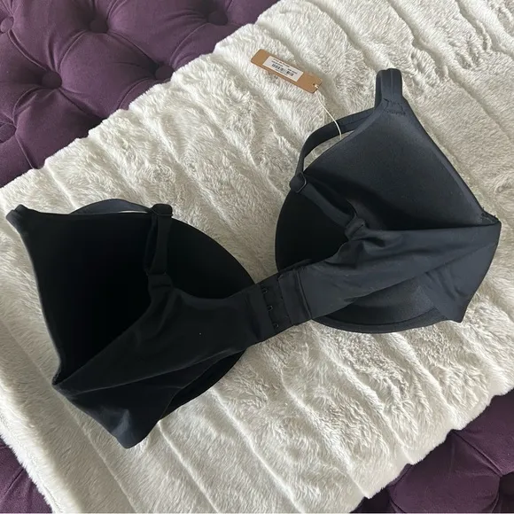 SKIMS Fits Everybody Push-Up Bra in Black/Onyx, Size 34DDD New w/Tag