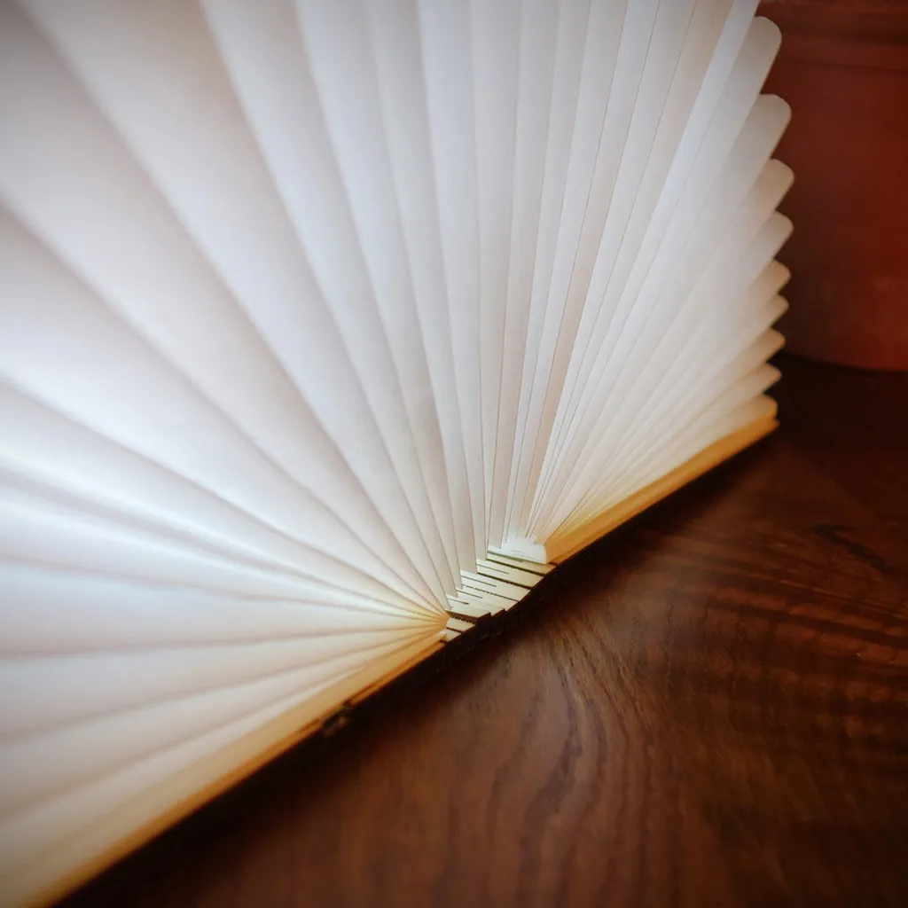 Smart Booklight- Walnut