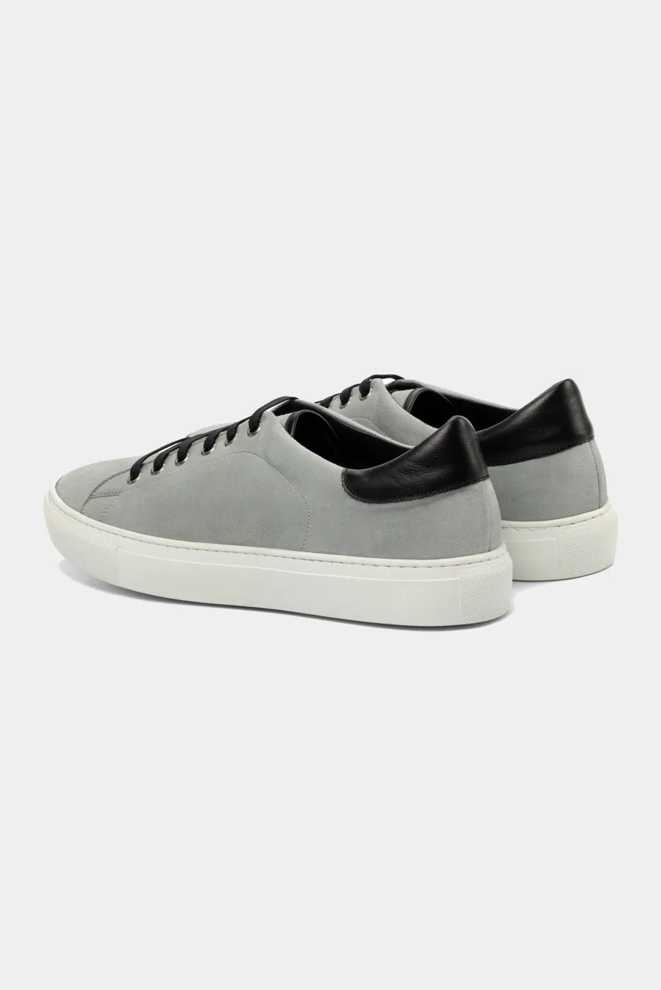 Sneaker Ante Gris Talonera A Contraste