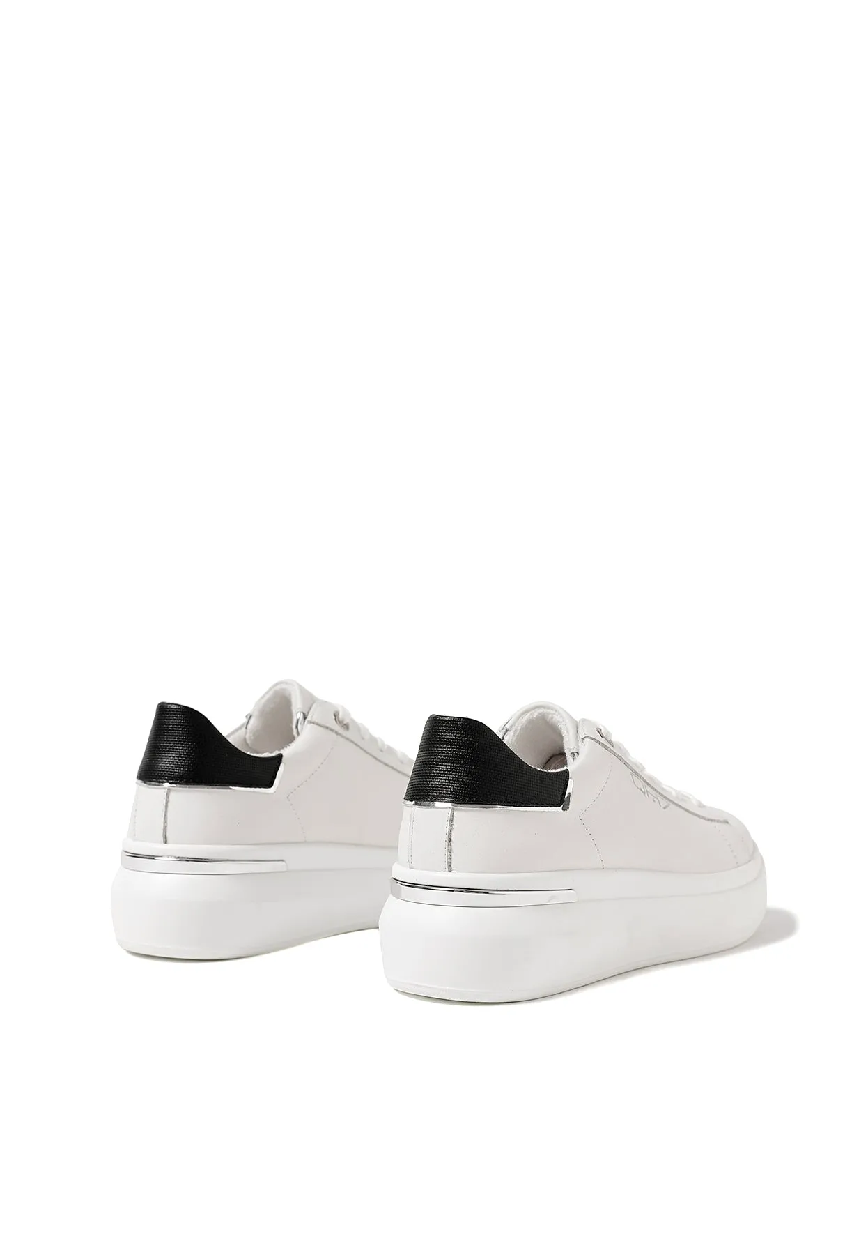 Sneakers QH7011