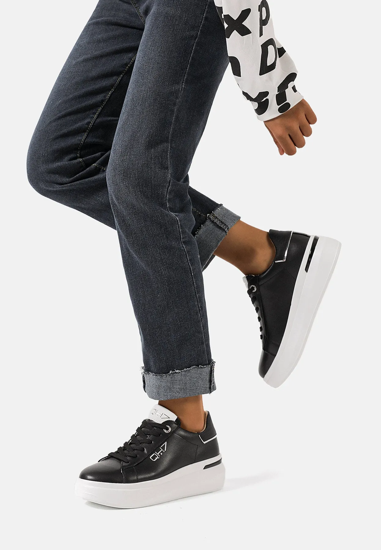 Sneakers QH7011