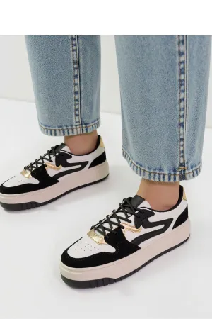 Sport Shoes Inello