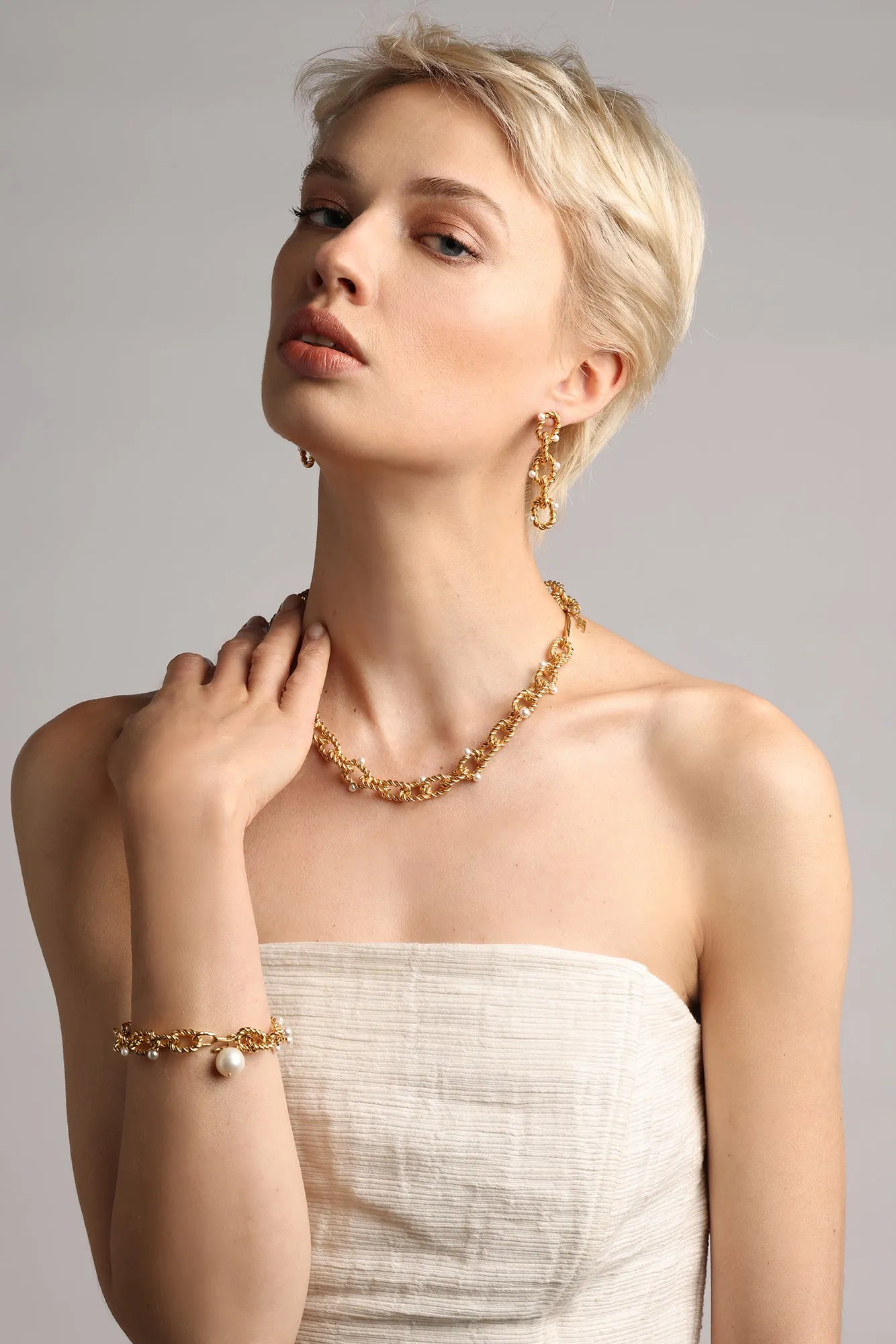 TORSADE LINK PEARL NECKLACE