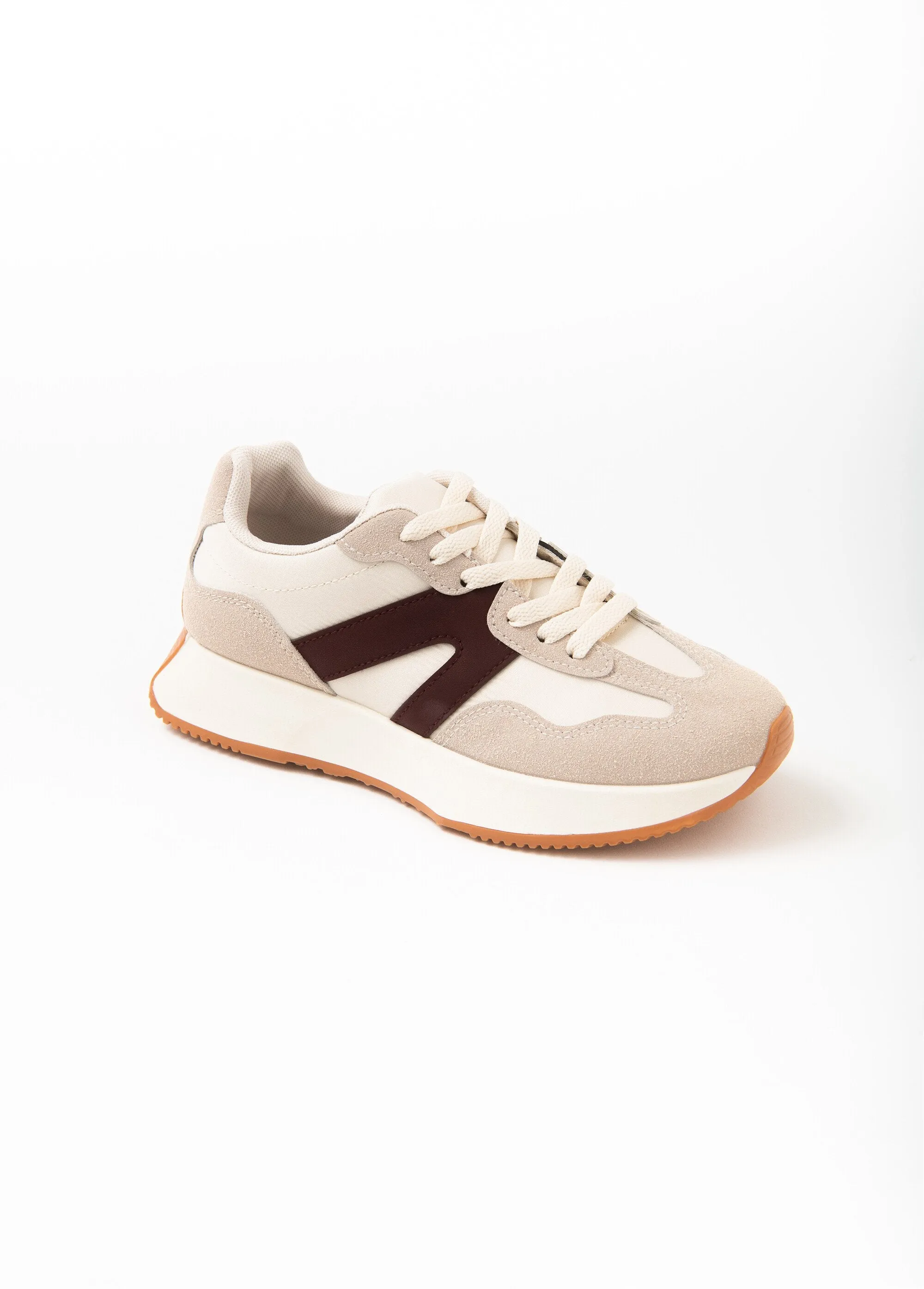 Trendy lace-up sneakers with thick soles