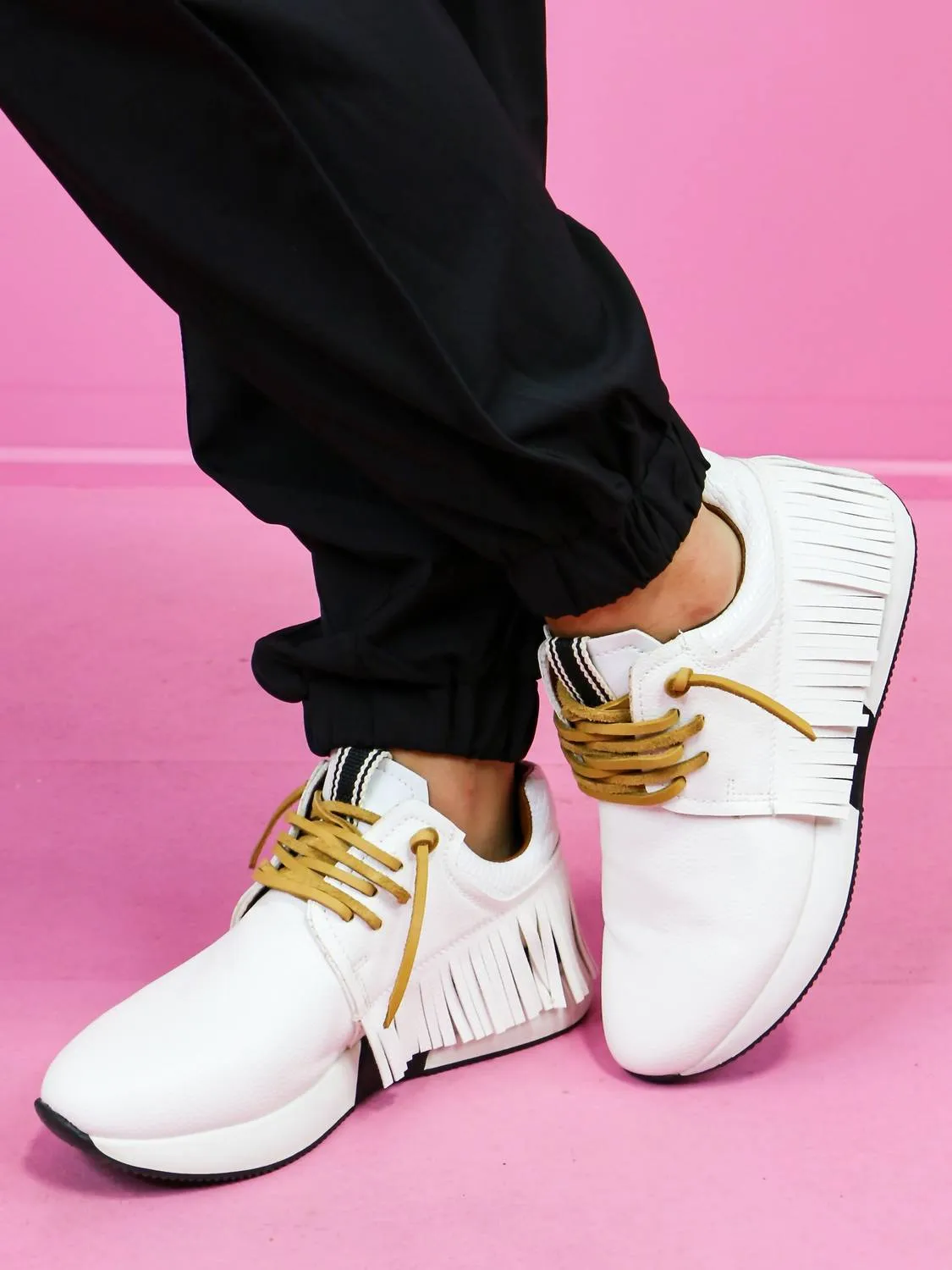 Women's Salt Pepa Sneakers In White